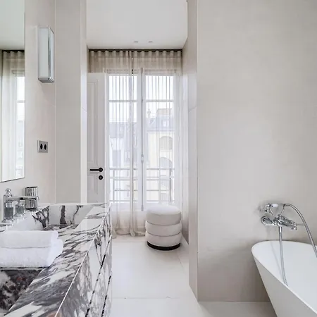 Oniri - Serviced In Louvre - Rue De Rivoli Apartment *